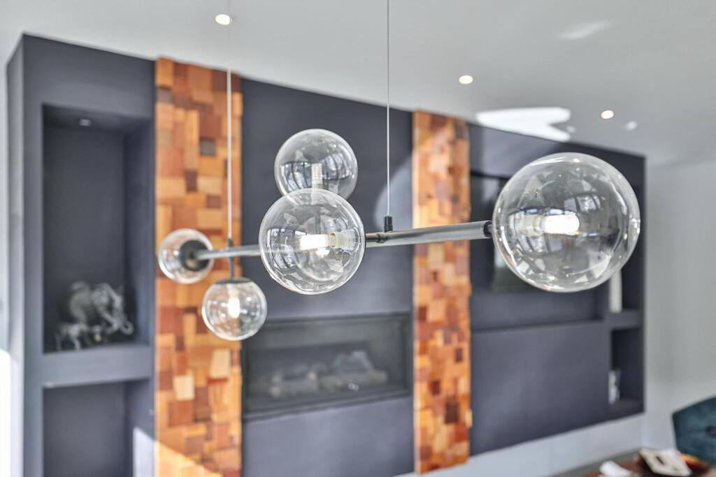 New Modern 1400 Sq Ft Coach House Near Everything Toronto Exteriér fotografie