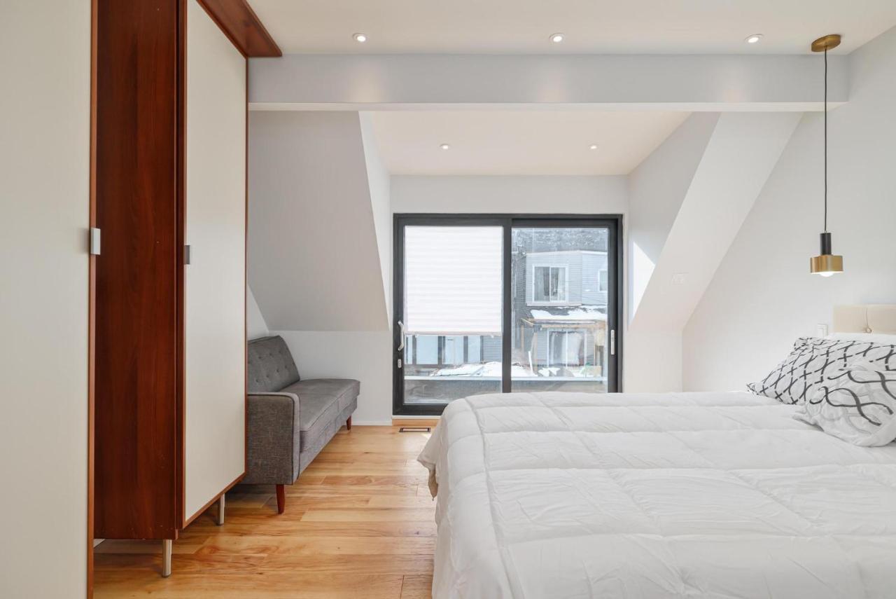 New Modern 1400 Sq Ft Coach House Near Everything Toronto Exteriér fotografie