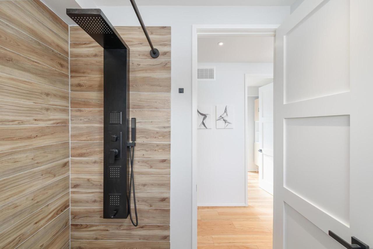 New Modern 1400 Sq Ft Coach House Near Everything Toronto Exteriér fotografie